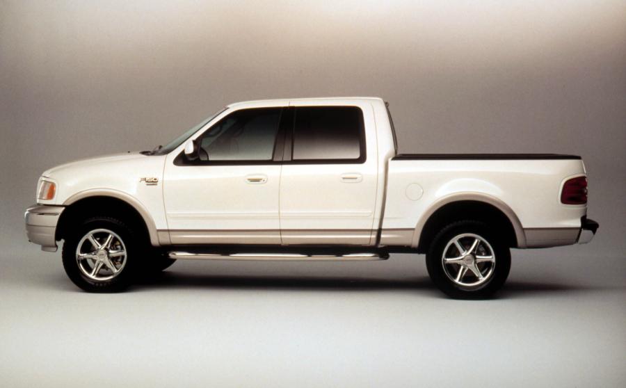 Ford F-150 SuperCrew Cab 2001 года  (фото 31 из 96)